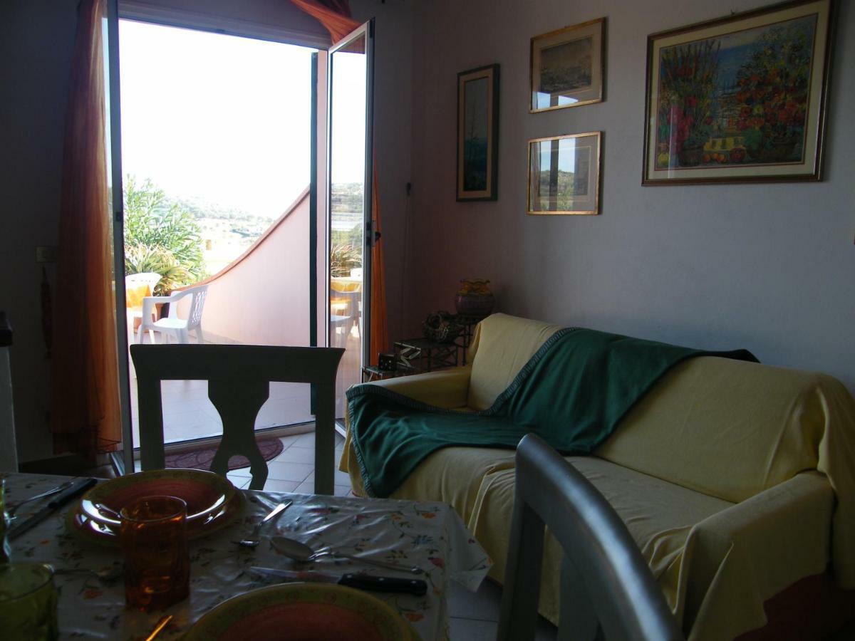 Casa Di Rino Villa San Lorenzo al Mare Exterior foto